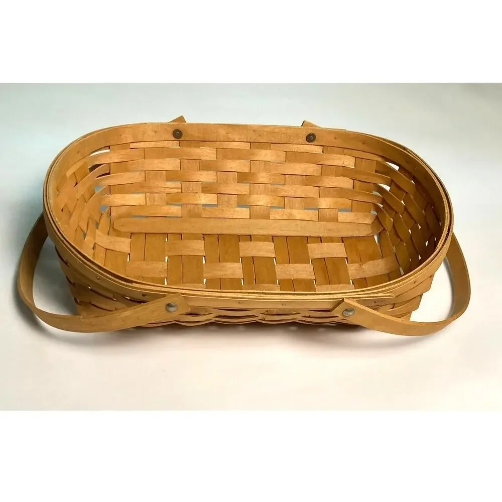 2007 Longaberger Oval Gathering Basket 16
